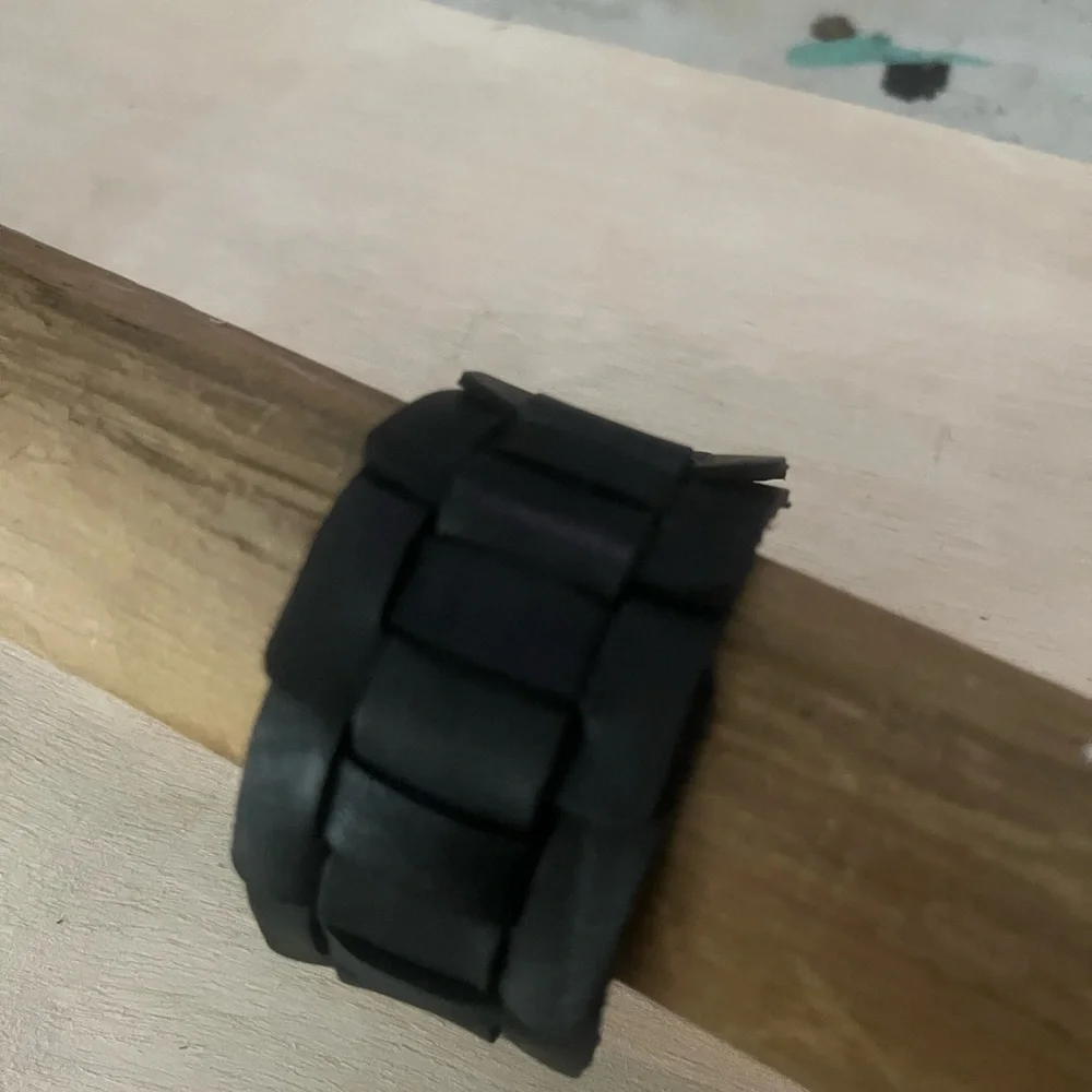 Black Wearable Tech Band